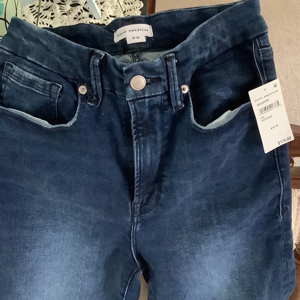 NWT Good American High-Rise Slim Jeans in Dark Blue Wash - Picture 5 of 7